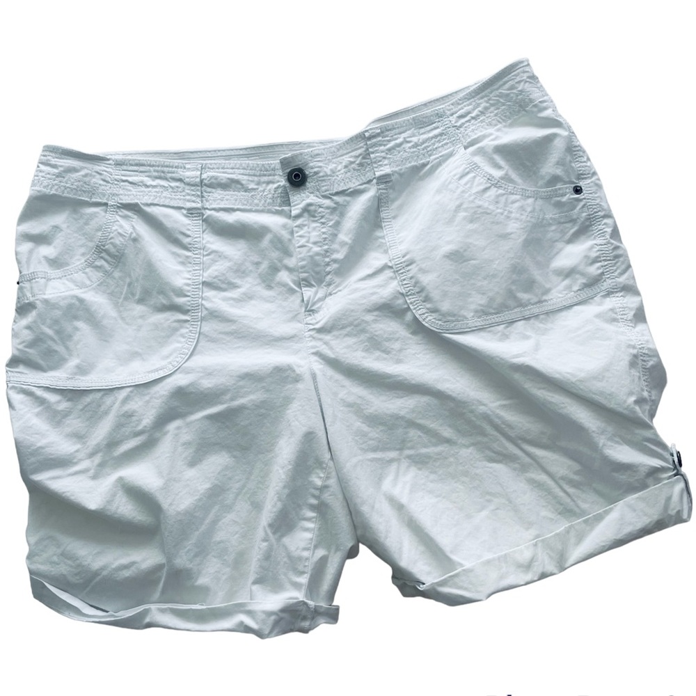 INC International Concepts white cargo shorts with pockets size 20W - Picture 2 of 10